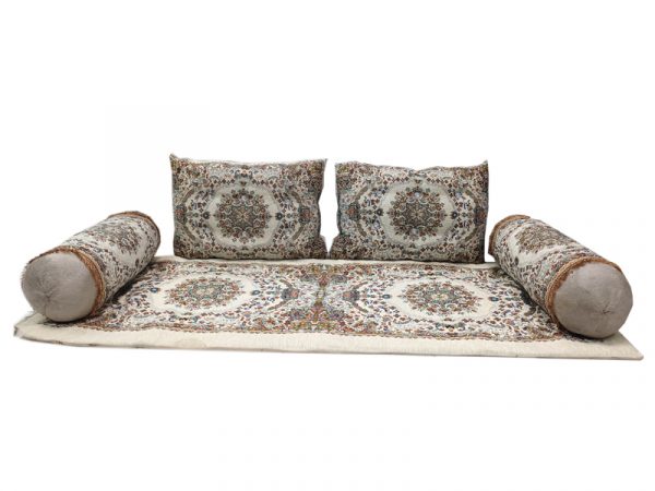 تشک تخت سنتی کرمی رنگ صنایع چوب نصر